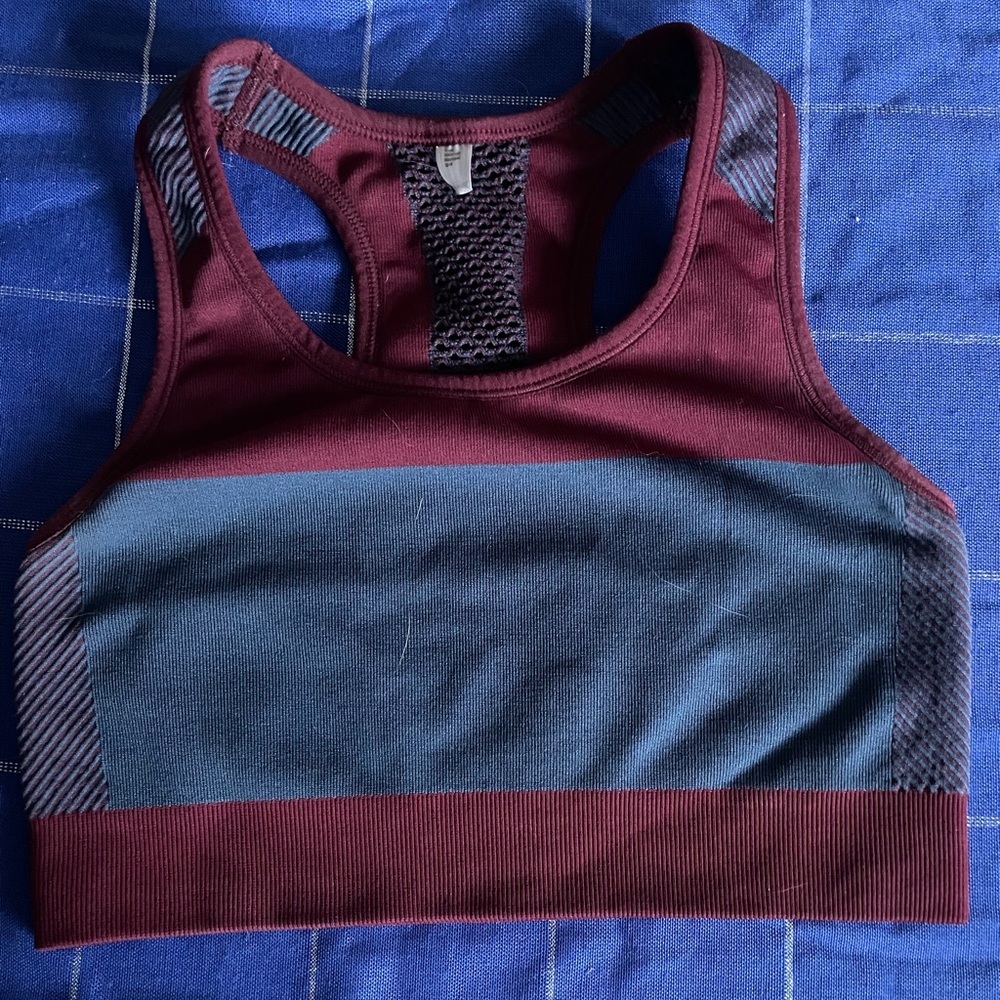 Color Block Sports Bra